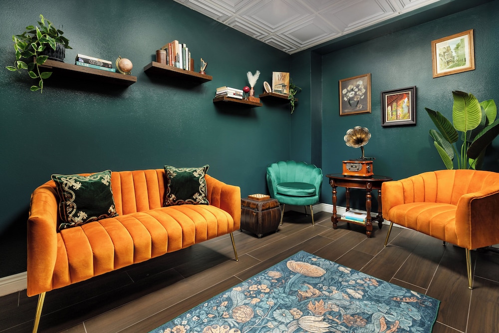 The Riverfront Hotel New Orleans — Hotel rooms in New Orleans, Louisiana