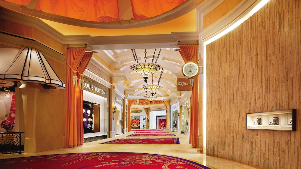 Wynn Las Vegas — Hotel building in Las Vegas, Nevada