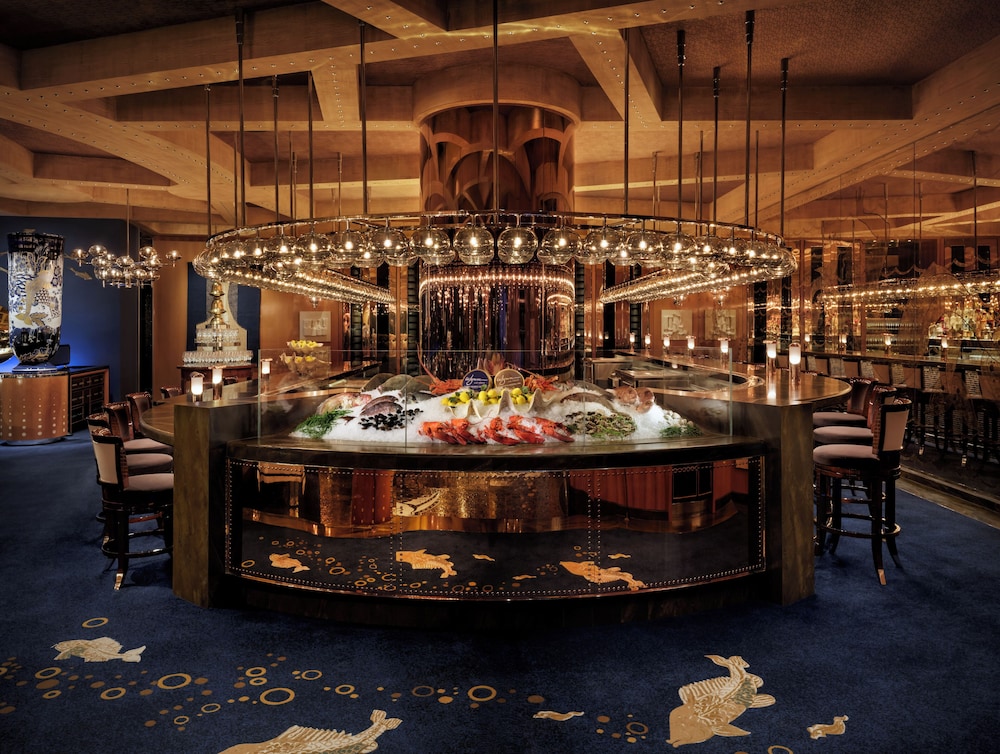 Wynn Las Vegas — Restaurant & bars in Las Vegas, Nevada