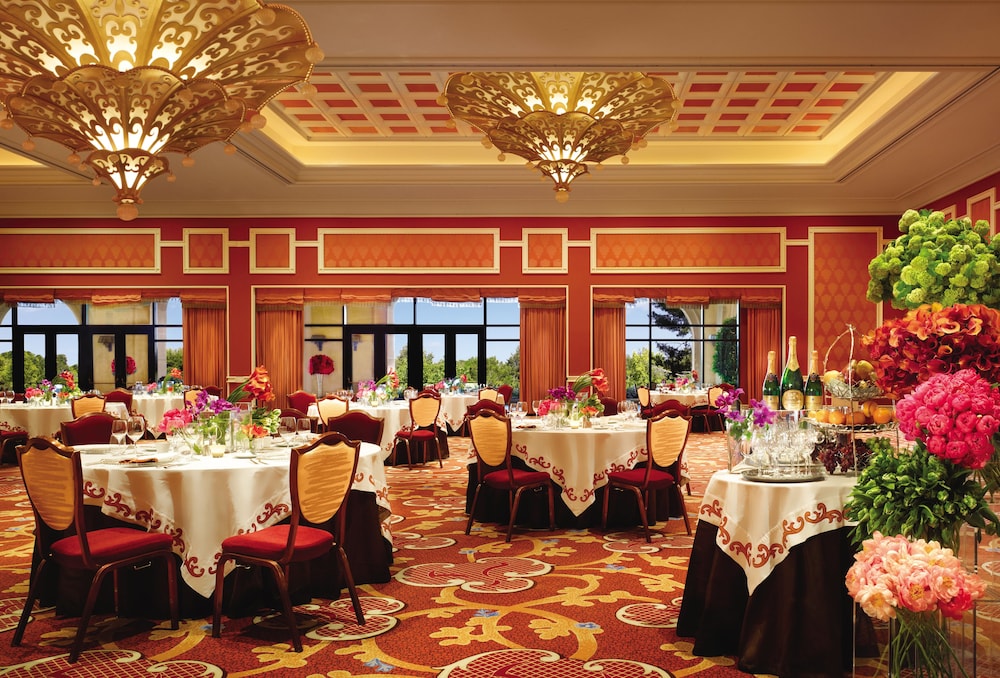 Wynn Las Vegas — Restaurant & bars in Las Vegas, Nevada