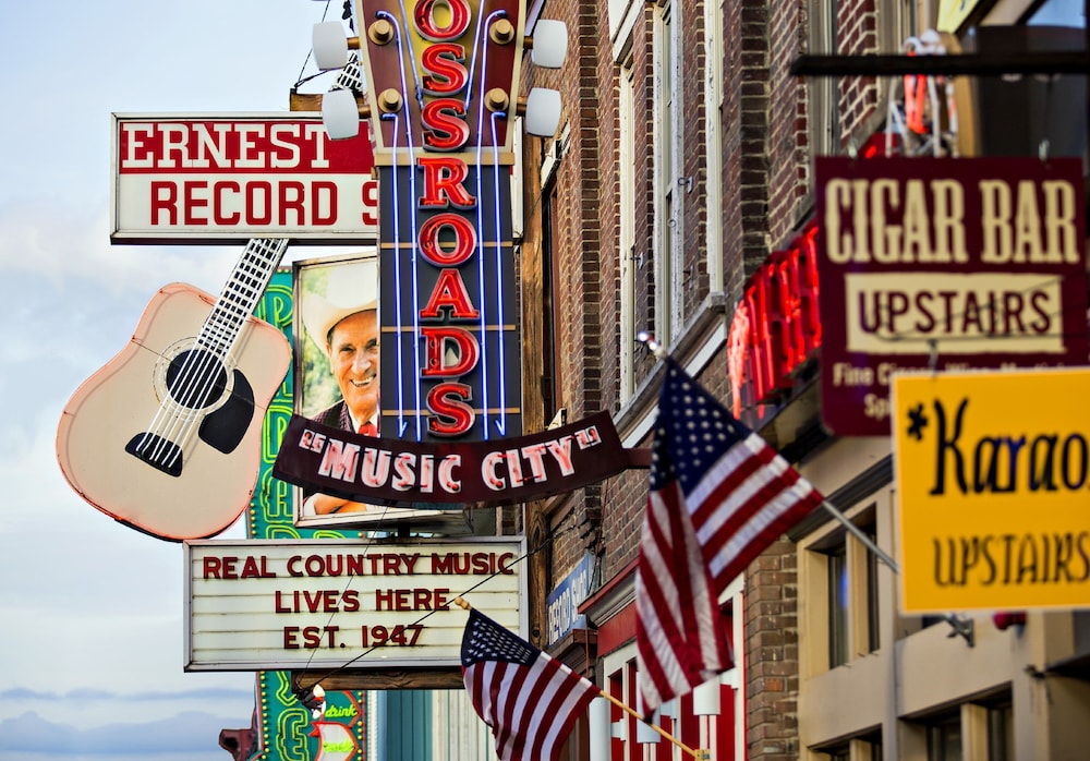 Holiday Inn Express Nashville Downtown - Broadway by IHG — Attractions in the area in Nashville, Tennessee