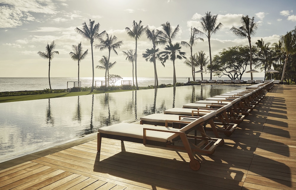 Four Seasons Resort Oahu at Ko Olina — Swimming pool in Waianae, Hawaii