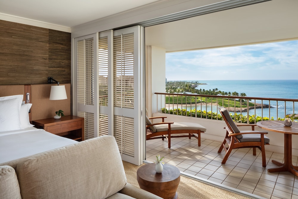 Four Seasons Resort Oahu at Ko Olina — Hotel rooms in Waianae, Hawaii