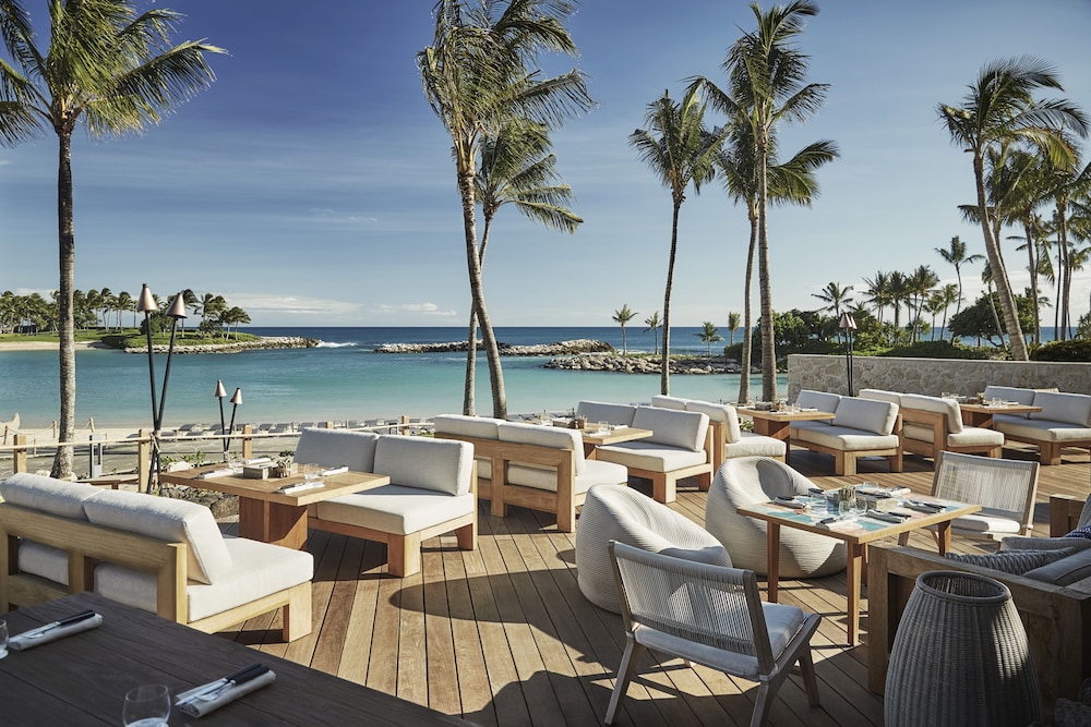 Four Seasons Resort Oahu at Ko Olina — Restaurant & bars in Waianae, Hawaii