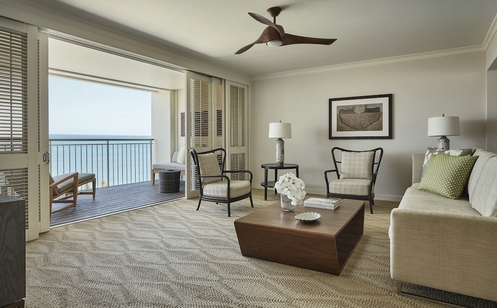 Four Seasons Resort Oahu at Ko Olina — Hotel rooms in Waianae, Hawaii