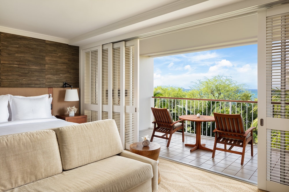 Four Seasons Resort Oahu at Ko Olina — Hotel rooms in Waianae, Hawaii