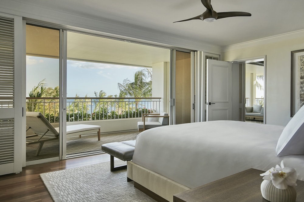Four Seasons Resort Oahu at Ko Olina — Hotel rooms in Waianae, Hawaii