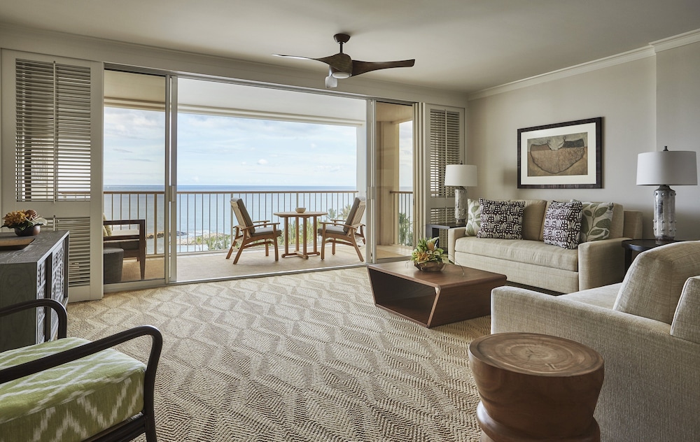 Four Seasons Resort Oahu at Ko Olina — Hotel rooms in Waianae, Hawaii