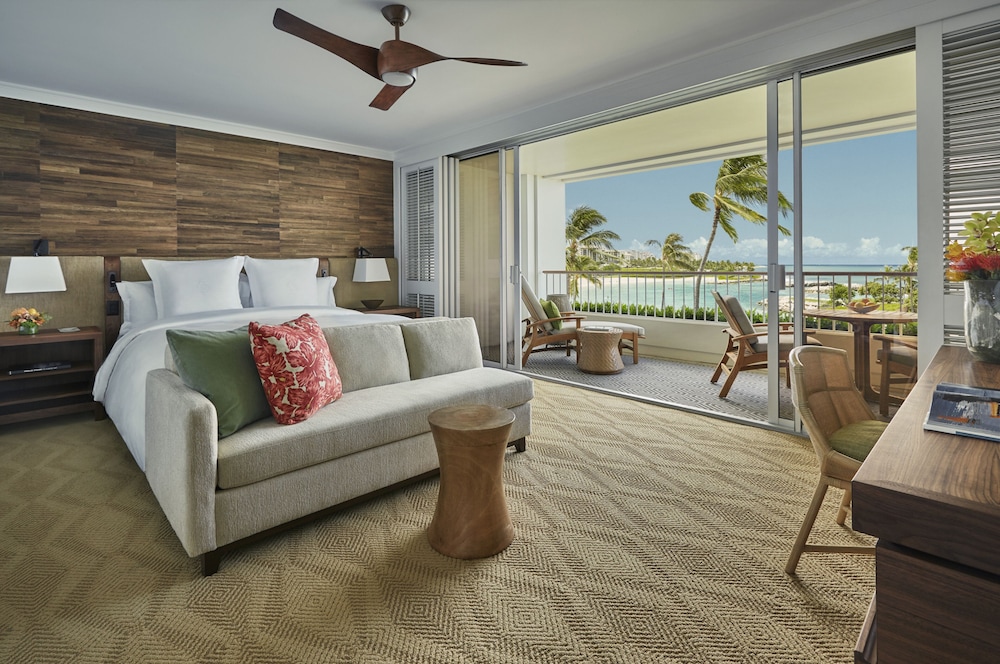 Four Seasons Resort Oahu at Ko Olina — Hotel rooms in Waianae, Hawaii