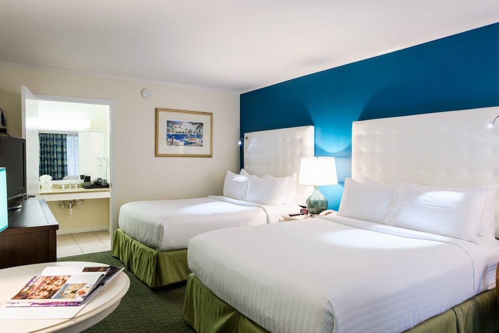 Holiday Inn Key Largo by IHG — Hotel rooms in Key Largo, Florida