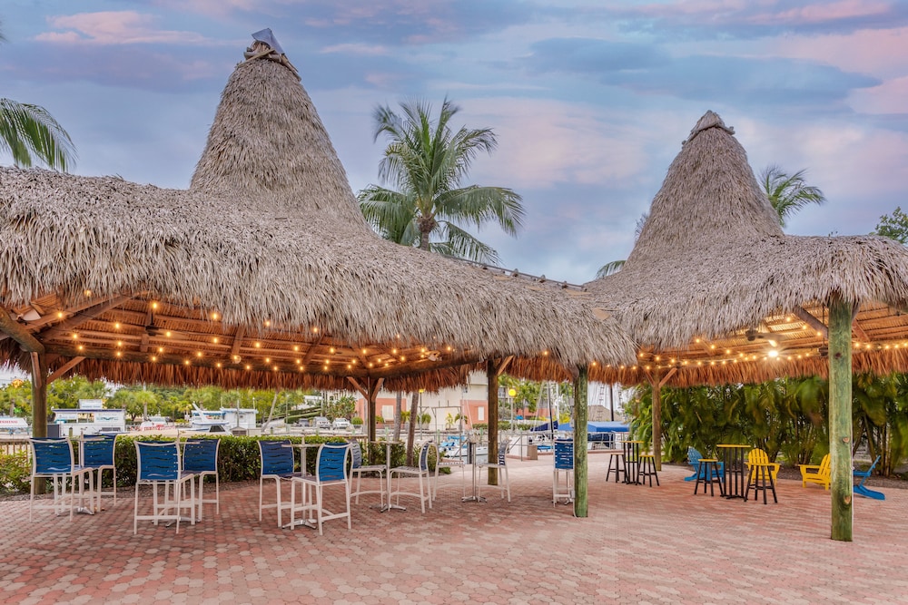 Holiday Inn Key Largo by IHG — Restaurant & bars in Key Largo, Florida