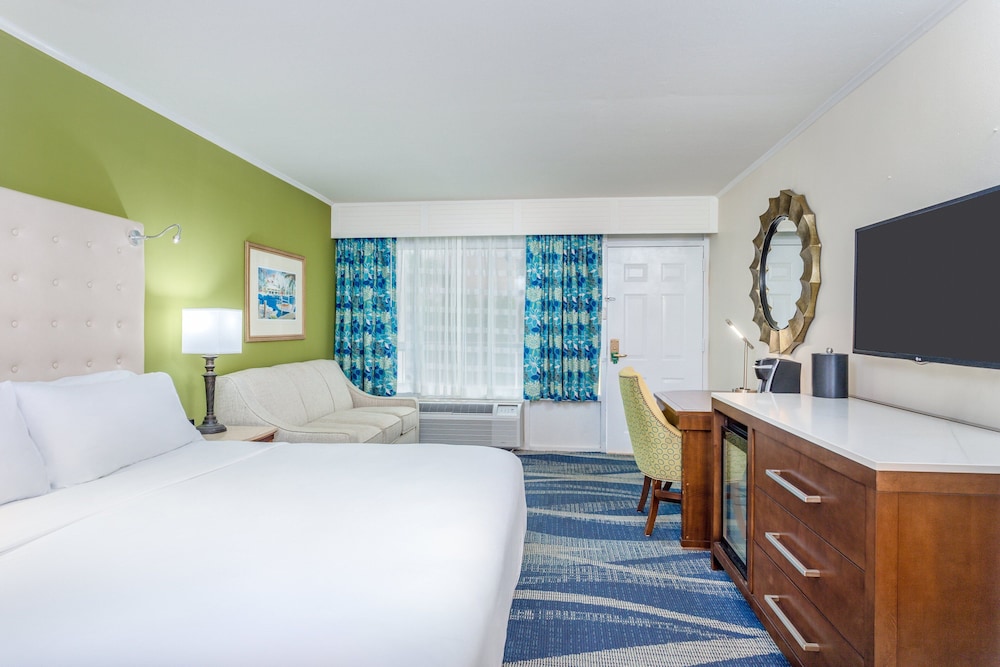 Holiday Inn Key Largo by IHG — Hotel rooms in Key Largo, Florida