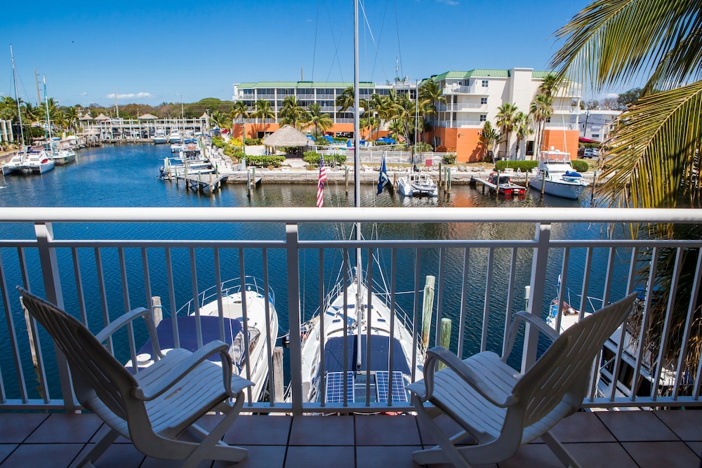 Holiday Inn Key Largo by IHG — Hotel building in Key Largo, Florida