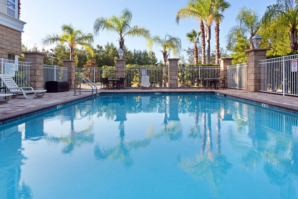 Holiday Inn Daytona Beach LPGA Boulevard by IHG — Swimming pool in Daytona Beach, Florida