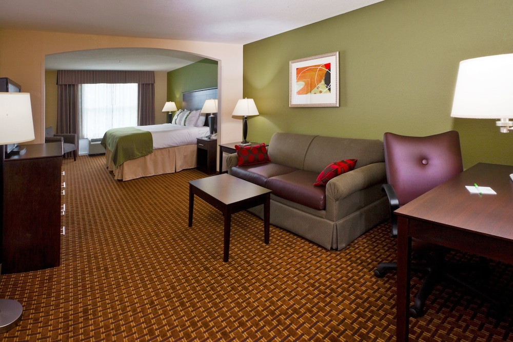 Holiday Inn Daytona Beach LPGA Boulevard by IHG — Hotel rooms in Daytona Beach, Florida