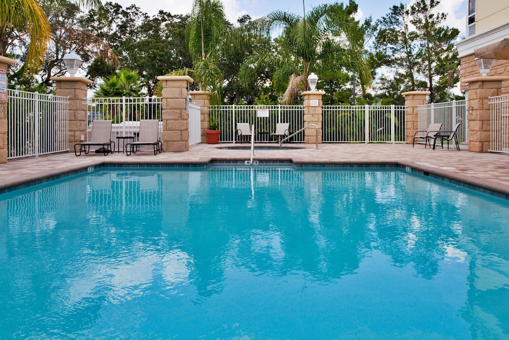 Holiday Inn Daytona Beach LPGA Boulevard by IHG — Swimming pool in Daytona Beach, Florida