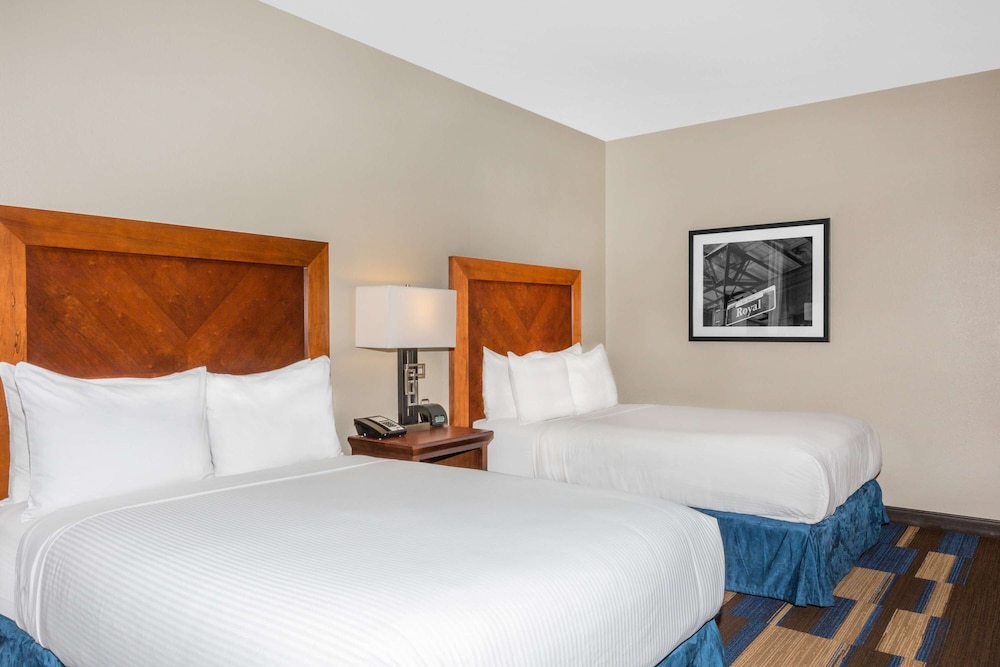 Wyndham New Orleans - French Quarter — Hotel rooms in New Orleans, Louisiana