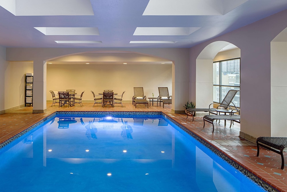 Wyndham New Orleans - French Quarter — Swimming pool in New Orleans, Louisiana
