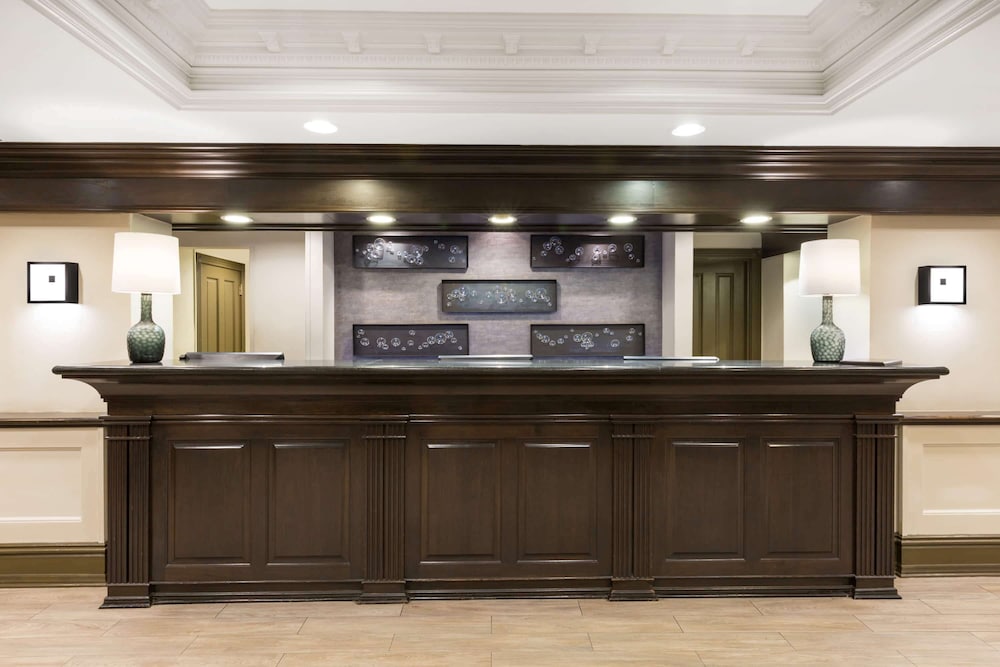 Wyndham New Orleans - French Quarter — Hotel building in New Orleans, Louisiana