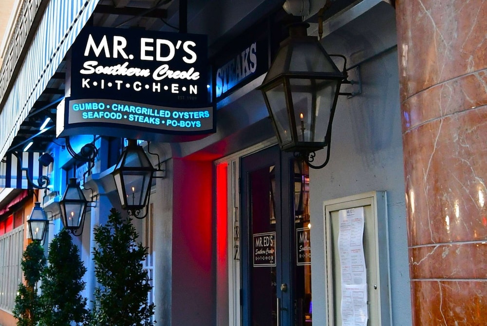 Wyndham New Orleans - French Quarter — Restaurant & bars in New Orleans, Louisiana