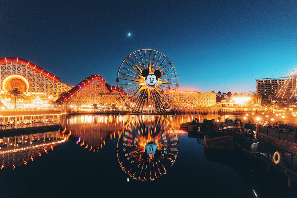 Holiday Inn Santa Ana-Orange Co. Arpt by IHG — Attractions in the area in Santa Ana, California