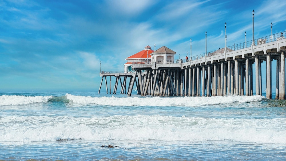 Holiday Inn Santa Ana-Orange Co. Arpt by IHG — Beach in Santa Ana, California