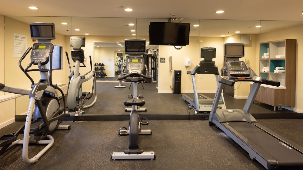 Holiday Inn Santa Ana-Orange Co. Arpt by IHG — Sports & recreation in Santa Ana, California