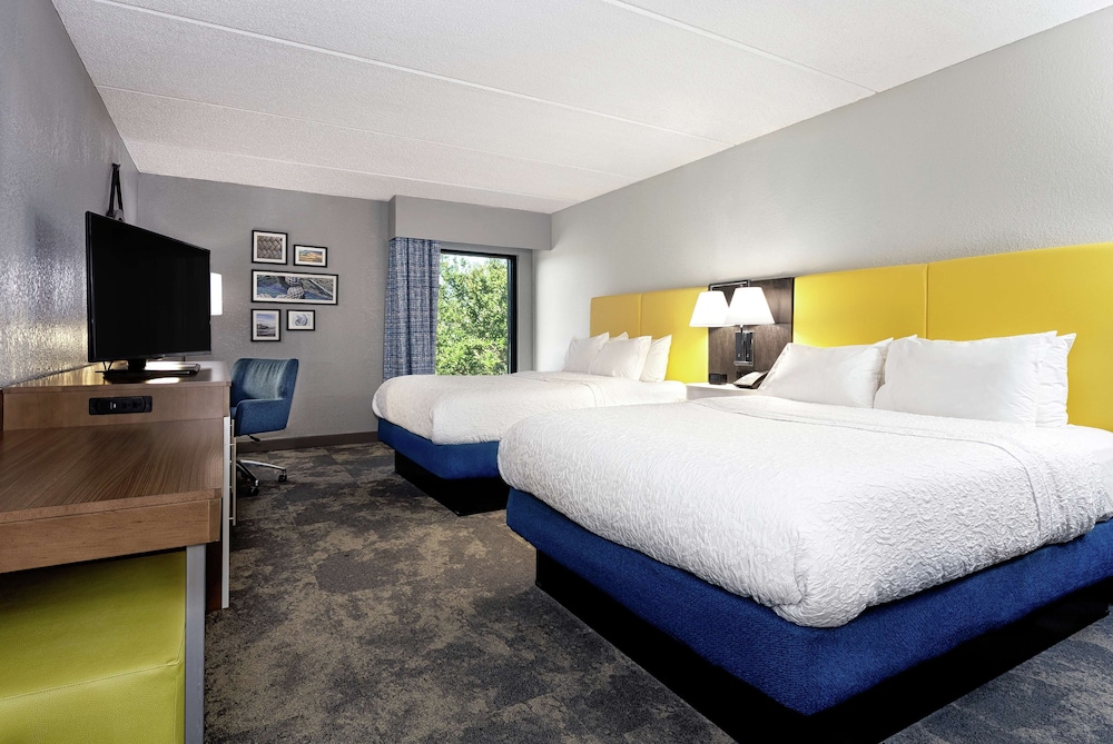 Hampton Inn Amelia Island at Fernandina Beach — Hotel rooms in Amelia Island, Florida