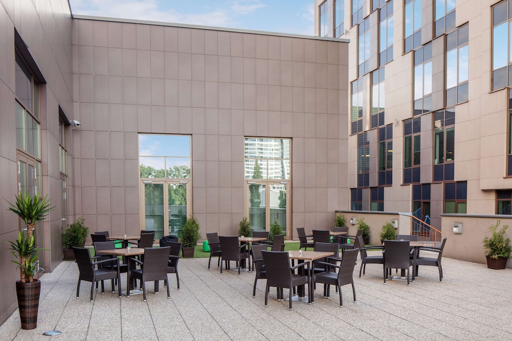 DoubleTree by Hilton Bratislava - zdjęcie 5
