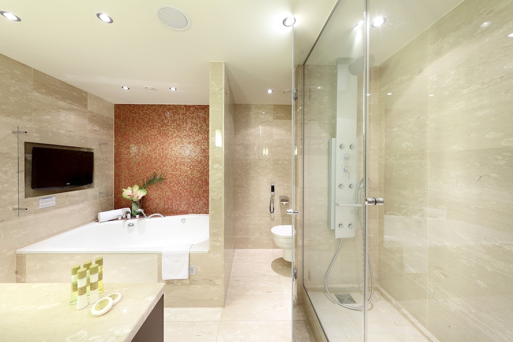 Eurostars Berlin — Hotel rooms in Berlin, Berlin