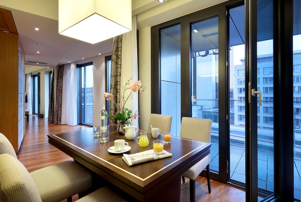 Eurostars Berlin — Hotel rooms in Berlin, Berlin
