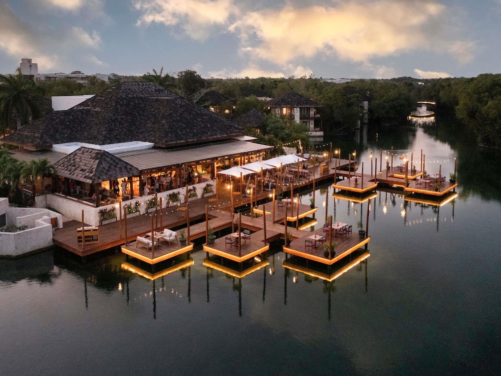 Fairmont Mayakoba — Restaurant & bars in Playa del Carmen, Quintana Roo