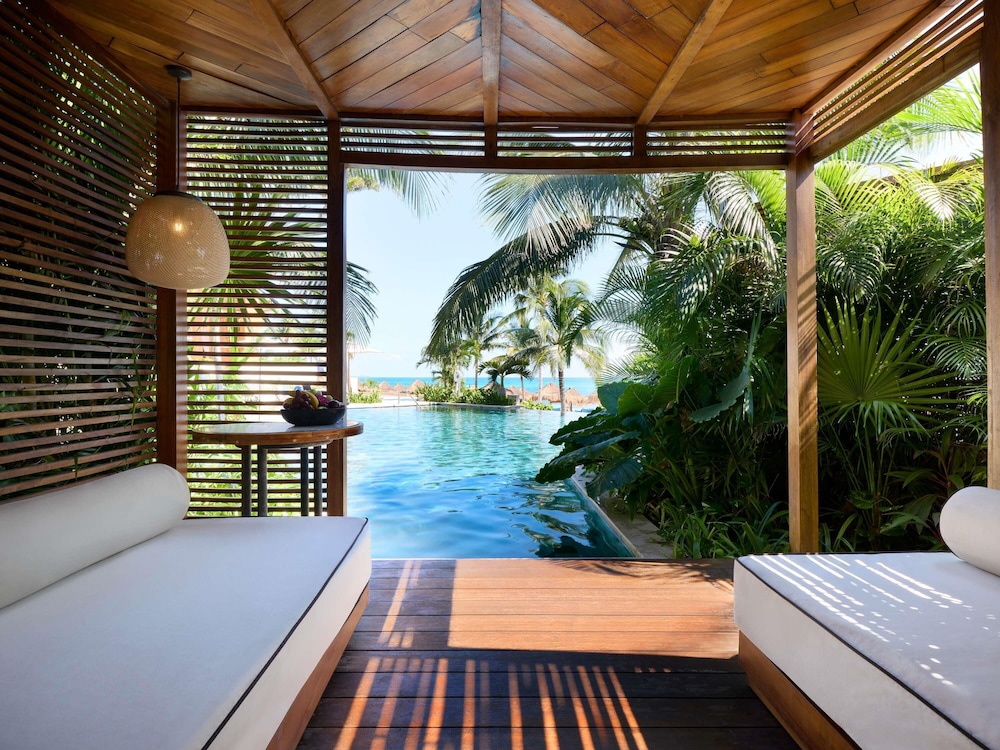 Fairmont Mayakoba — Swimming pool in Playa del Carmen, Quintana Roo