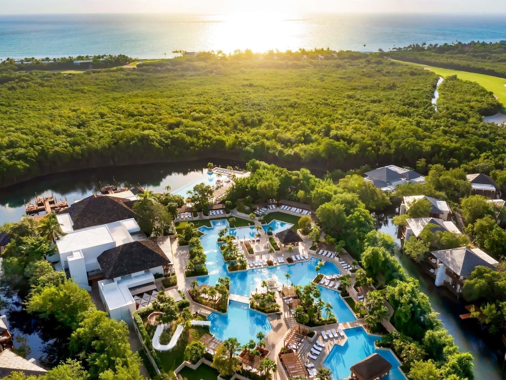 Fairmont Mayakoba — Swimming pool in Playa del Carmen, Quintana Roo