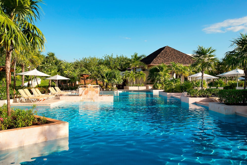 Fairmont Mayakoba — Swimming pool in Playa del Carmen, Quintana Roo