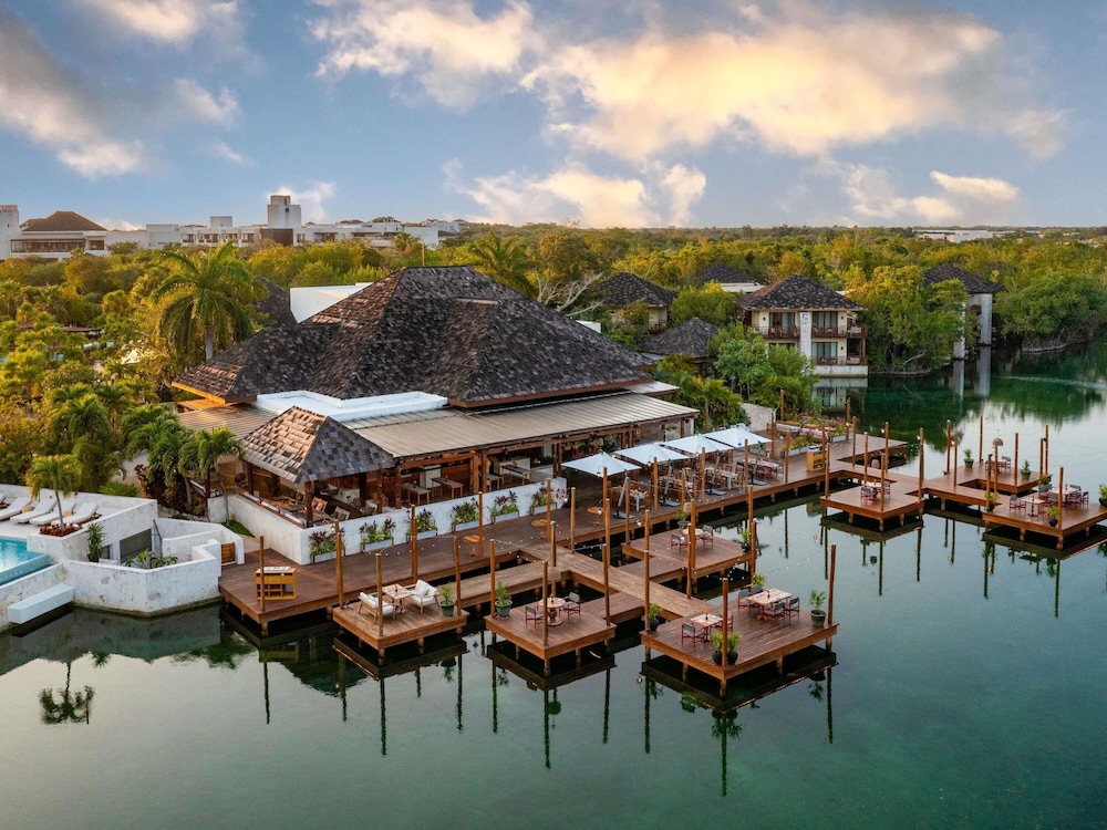 Fairmont Mayakoba — Restaurant & bars in Playa del Carmen, Quintana Roo
