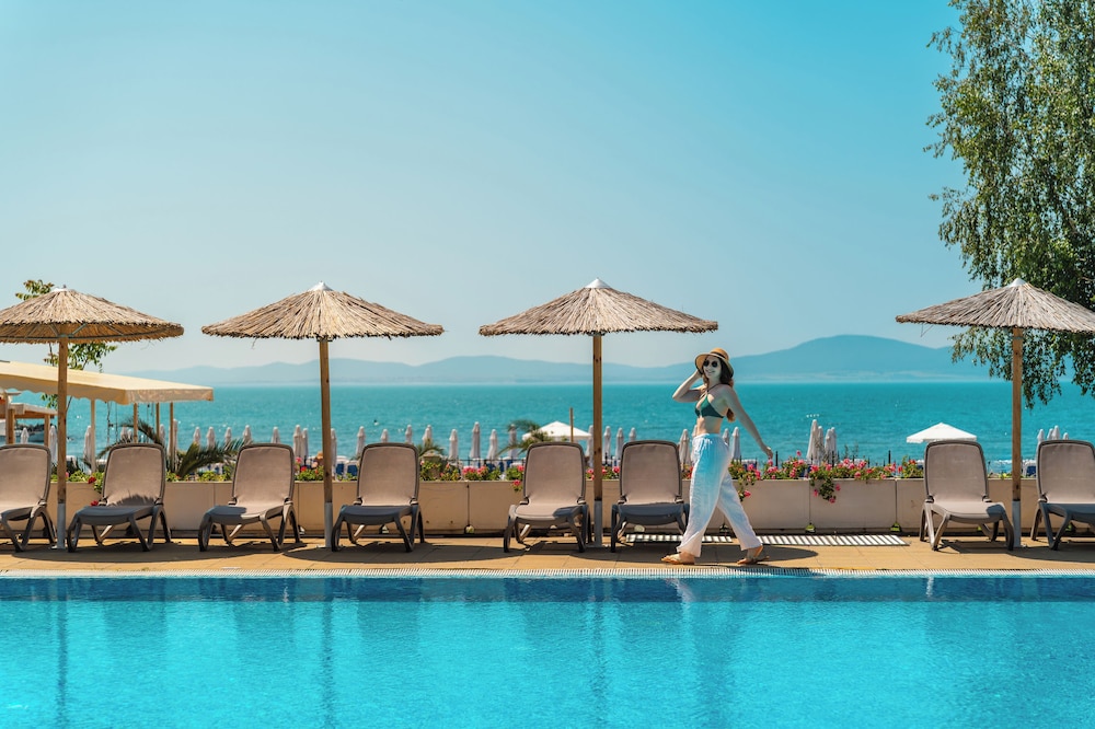 Hotel Festa Pomorie Resort — Swimming pool in Pomorie, Burgas Region