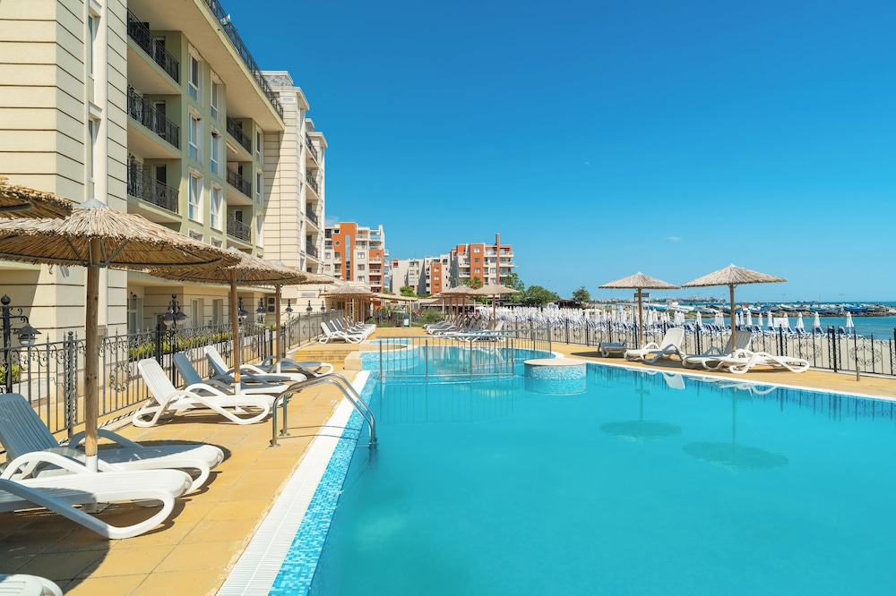 Hotel Festa Pomorie Resort — Swimming pool in Pomorie, Burgas Region