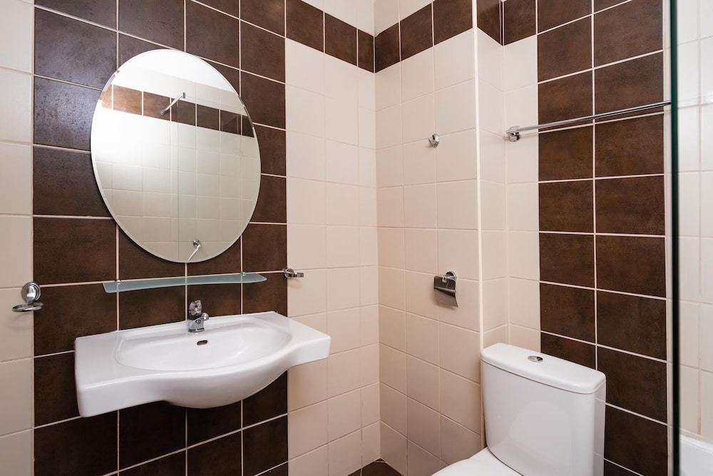 Hotel Festa Pomorie Resort — Hotel rooms in Pomorie, Burgas Region