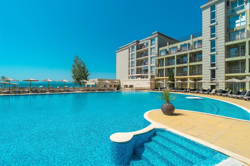 Hotel Festa Pomorie Resort — Swimming pool in Pomorie, Burgas Region