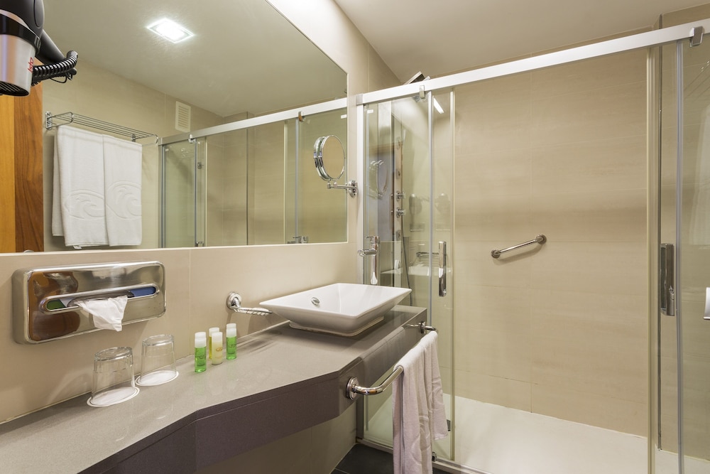 Palladium Hotel Cala Llonga - Adults Only — Hotel rooms in Santa Eulalia, Balearic Islands