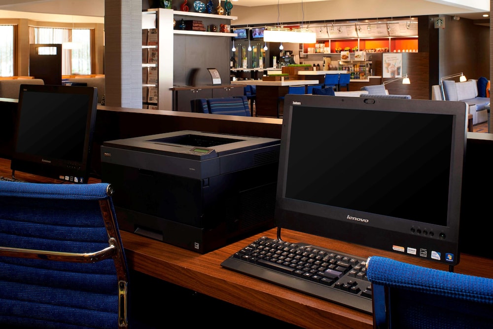 Sonesta Select Detroit Auburn Hills — Restaurant & bars in Auburn Hills, Michigan
