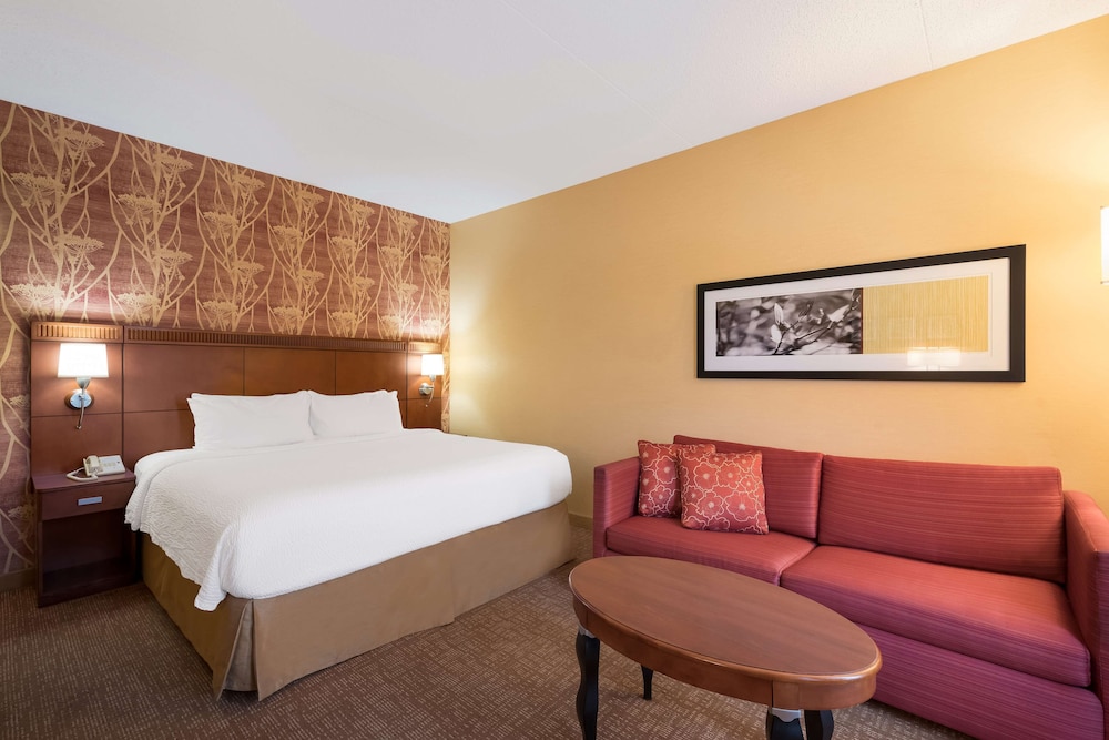 Sonesta Select Detroit Auburn Hills — Hotel rooms in Auburn Hills, Michigan