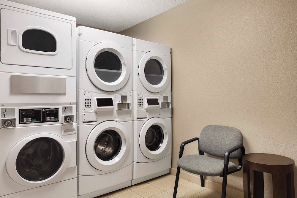 Courtyard by Marriott Fort Myers Cape Coral — Sports & recreation in Fort Myers, Florida