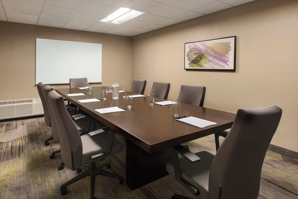 Courtyard by Marriott Fort Myers Cape Coral — Hotel building in Fort Myers, Florida