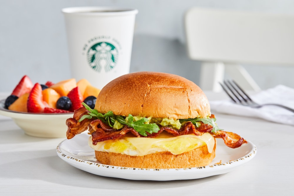 Courtyard by Marriott Fort Myers Cape Coral — Restaurant & bars in Fort Myers, Florida