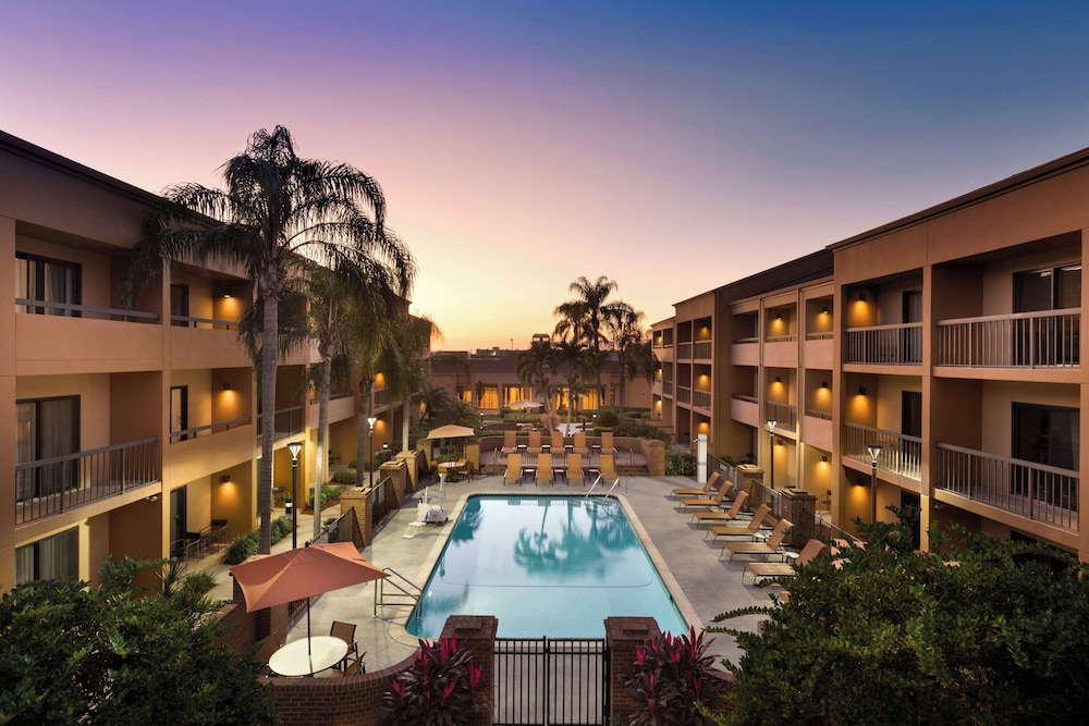 Courtyard by Marriott Fort Myers Cape Coral — Main photo in Fort Myers, Florida