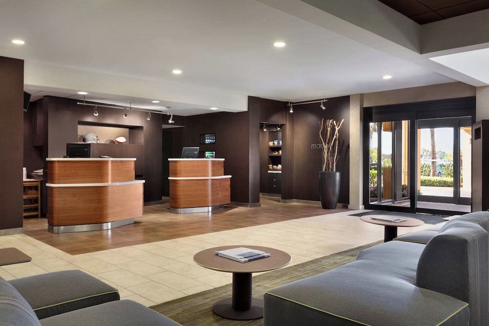 Courtyard by Marriott Fort Myers Cape Coral — Hotel building in Fort Myers, Florida