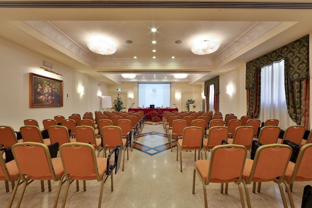 Grand Hotel Adriatico — Hotel building in Florence, Tuscany