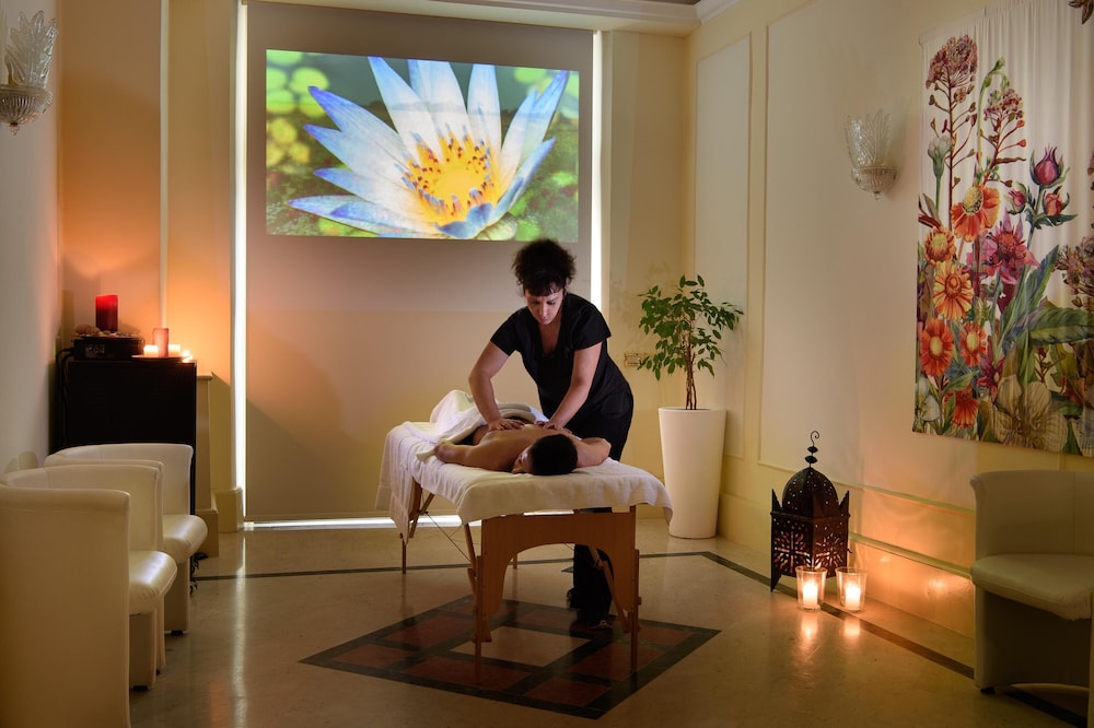 Grand Hotel Adriatico — Spa in Florence, Tuscany